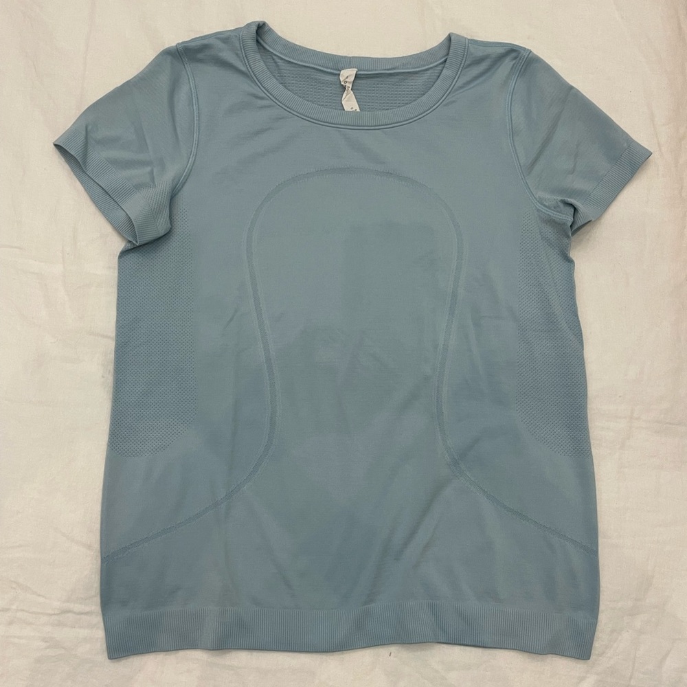 Lululemon Swiftly Tech Short Sleeve Shirt, light blue, size 8